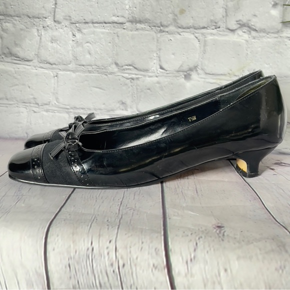 Jessica Lindon Women’s Black Patent Leather Kitten Heel - Picture 4 of 15